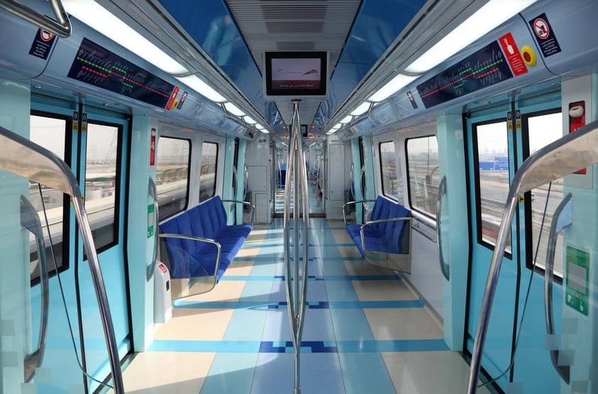 Interior del metro de Dubái