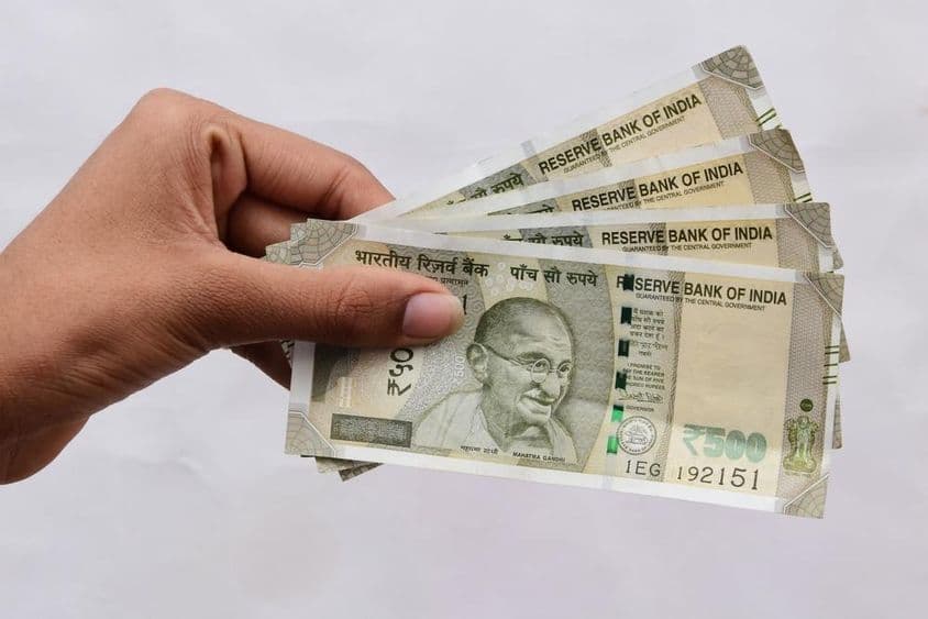 Rupia india.