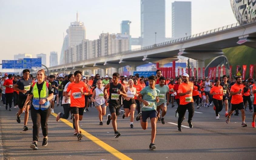 carrera de Dubai en Sheikh Zayed Road