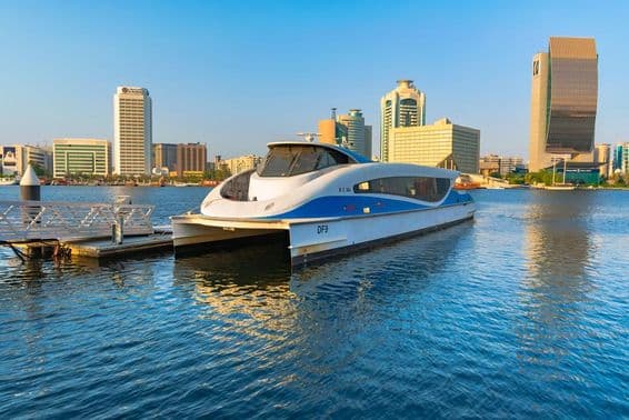 ferry de Dubái.