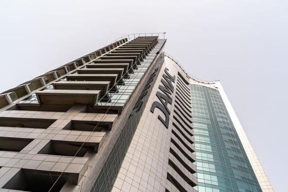 Fachada del edificio de la compañía de desarrollo Damac.