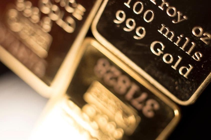 Oro puro refinado 999.9 una onza metal precioso no acuñado.