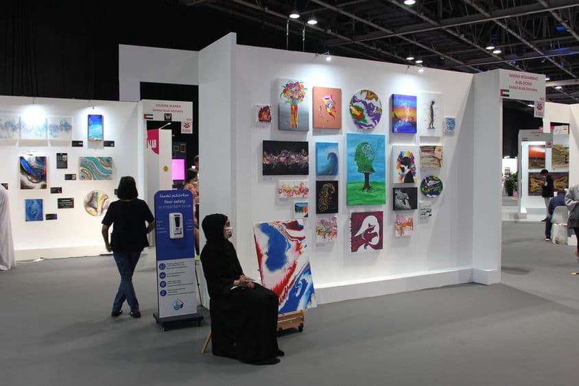 Espacio de exposición pública en la exhibición de Arte Mundial Dubái.