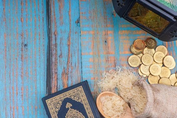 Zakat como una obligación religiosa en el dar limosna.