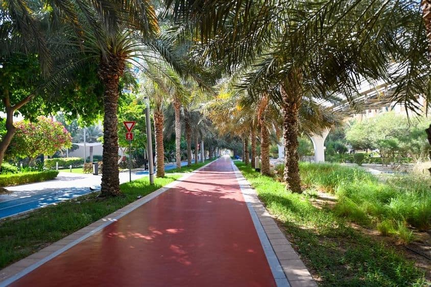 Dubái, Emiratos Árabes Unidos, parque Etihad en Palm Jumeirah.