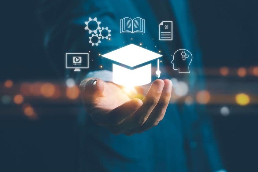 La inteligencia artificial y el aprendizaje automático facilitan un aprendizaje personalizado.