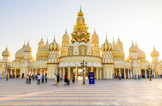 Global Village Dubai, edificios de estilo ruso.