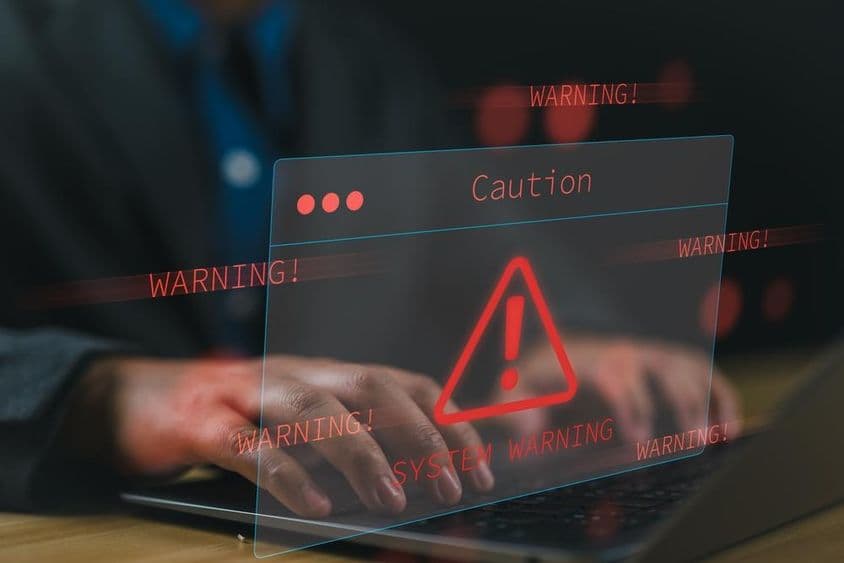 Vulnerabilidad en ciberseguridad, incidente de privacidad de datos.