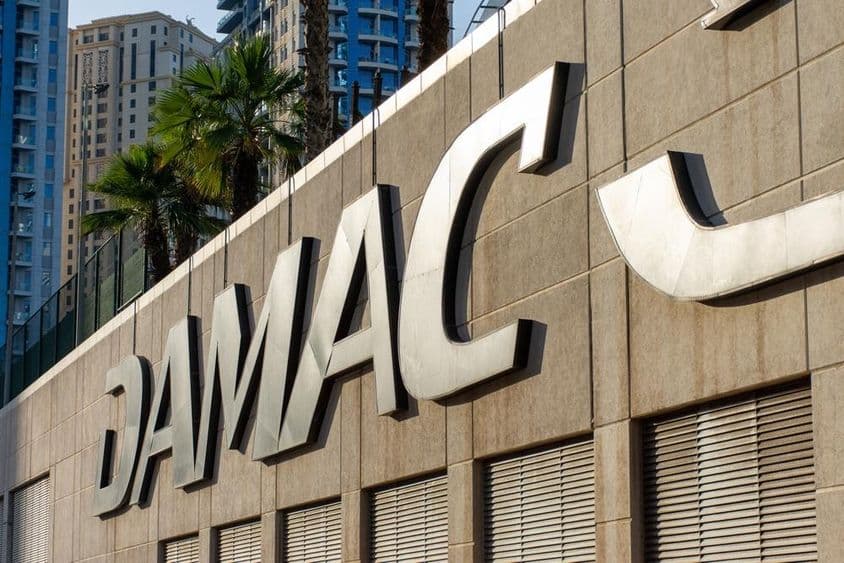 Logotipo de Damac Properties, un famoso desarrollador inmobiliario de EAU.