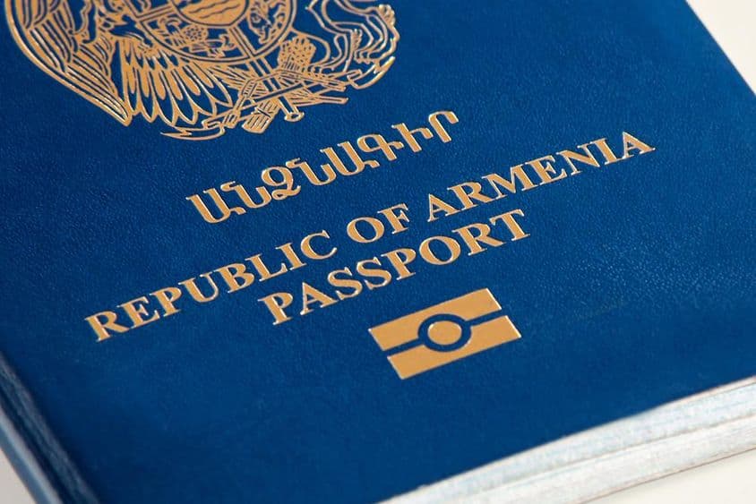 Pasaporte biométrico de la República de Armenia.