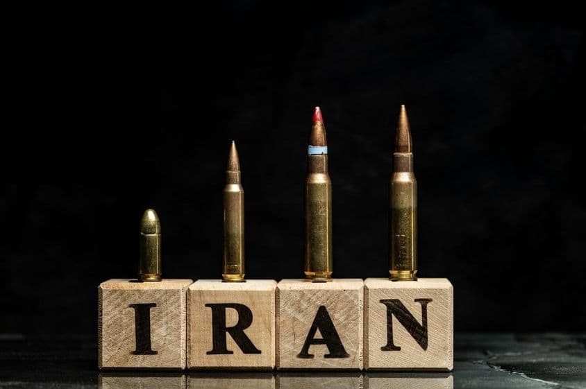 La fuerza militar de Irán y el aumento de las tensiones bélicas.