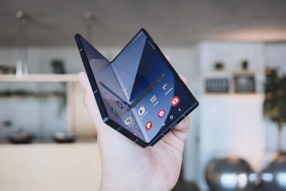 Smartphone plegable Samsung Galaxy Z Fold.