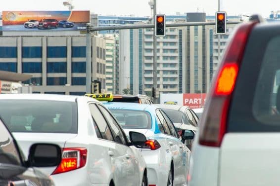 Atasco de tráfico en la ciudad de Dubái.