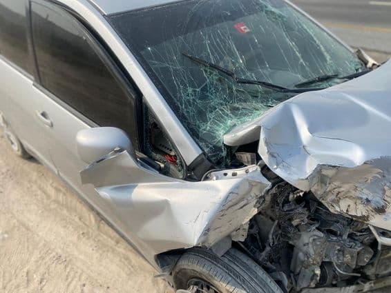 Accidente de coche en Dubai el 15 de julio de 2024.