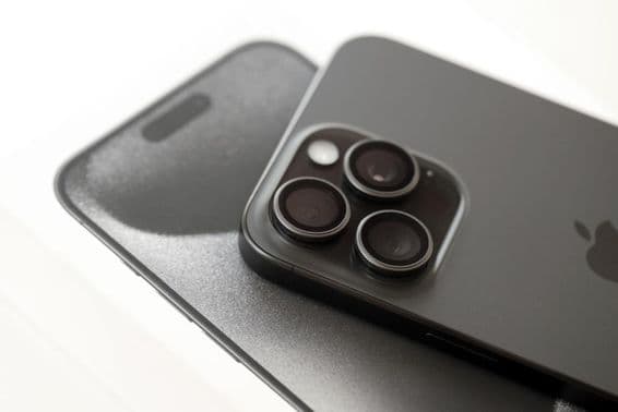 Smartphone Apple iPhone 15 Pro Max.