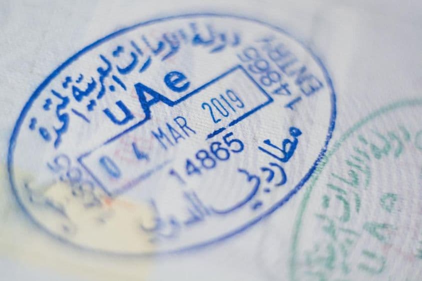 Sello de entrada para control aduanero en los Emiratos Árabes Unidos.