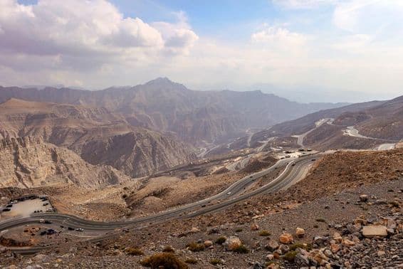 Jebel Jais, paisaje montañoso pintoresco en Ras Al Khaimah.