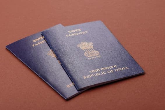 Pasaporte indio para viajes, vuelos y negocios.