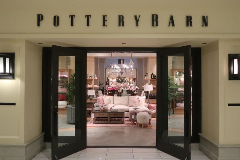 Pottery Barn en Shops at Riverside, un centro comercial de lujo.