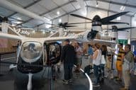 El stand de Joby Aviation en el Salón Internacional Aeroespacial de Farnborough un viernes.