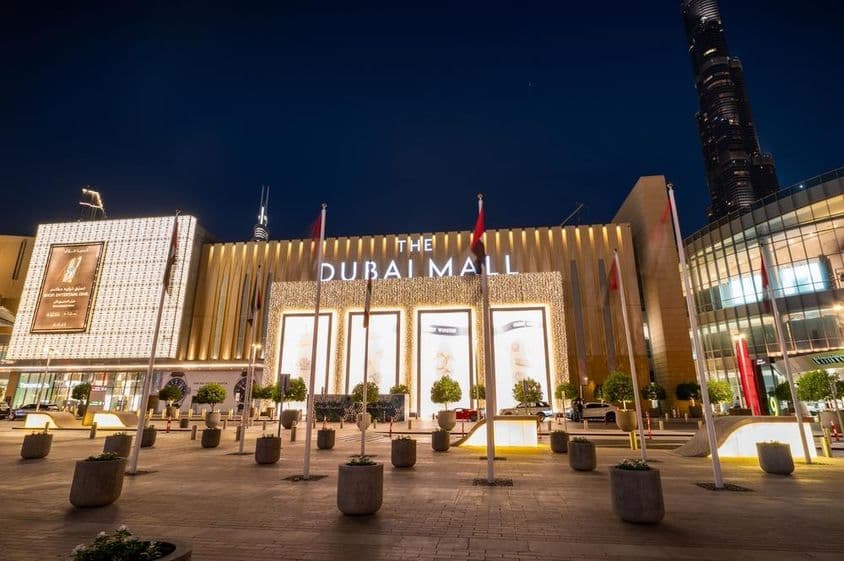 El Dubai Mall, el centro comercial más grande del mundo en los Emiratos Árabes Unidos.