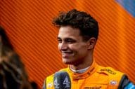Lando Norris del Reino Unido en colores del equipo McLaren F1.