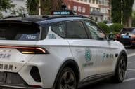 Robotaxi eléctrico autónomo de la compañía tecnológica china Baidu.