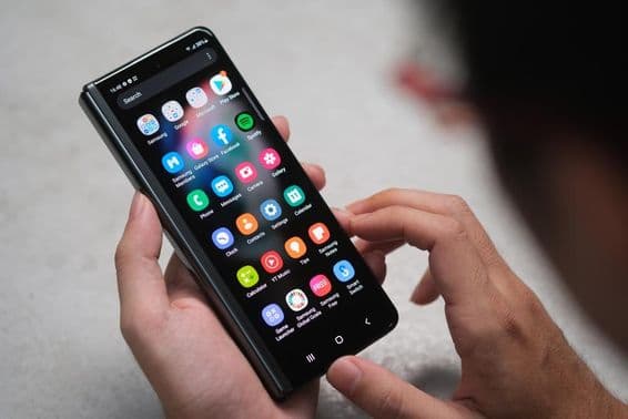 Samsung Galaxy Z Play 3.