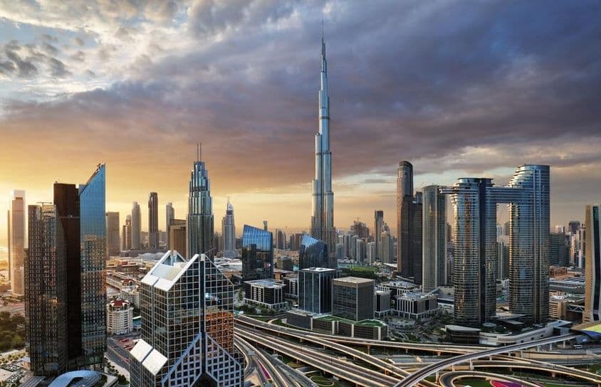 Emiratos, paisaje urbano de Dubái.