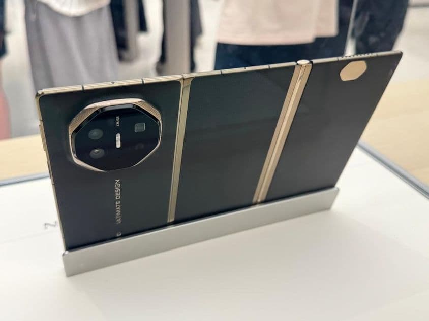 Huawei Mate XT, el primer smartphone con triple pantalla.