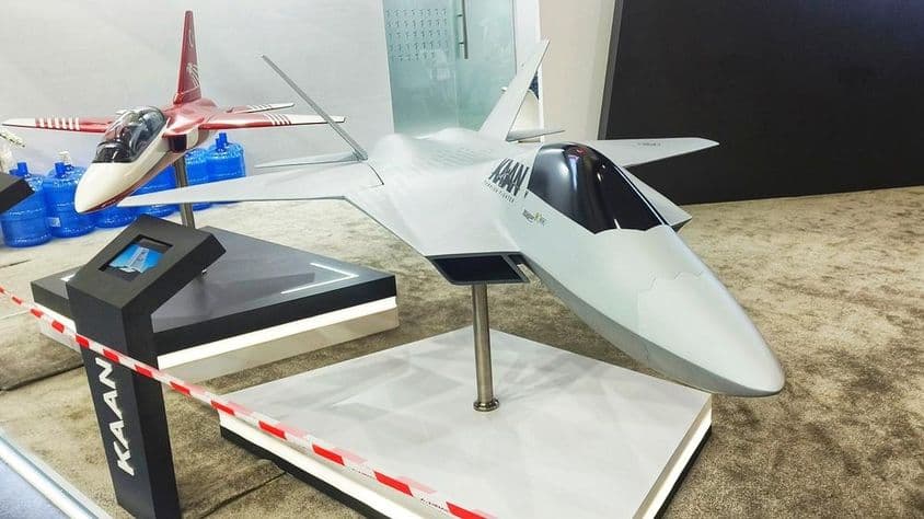 Avión de combate furtivo de generación