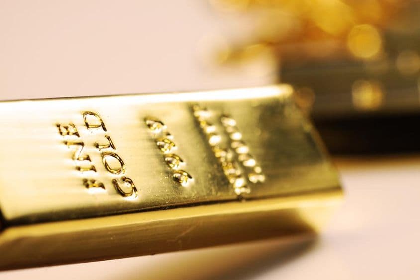 Barra de oro con pureza 999.9