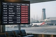 Vuelos cancelados en un tablero.