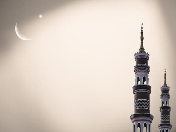 Cúpula de Mezquita Luna Cielo Estrellado por la Noche