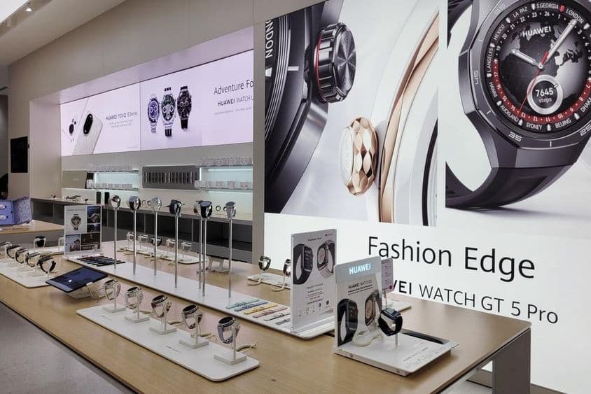Interior de una tienda minorista de Huawei