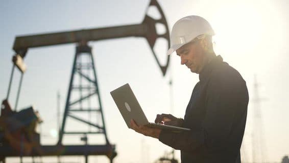 Verificación del funcionamiento de una bomba de petróleo
